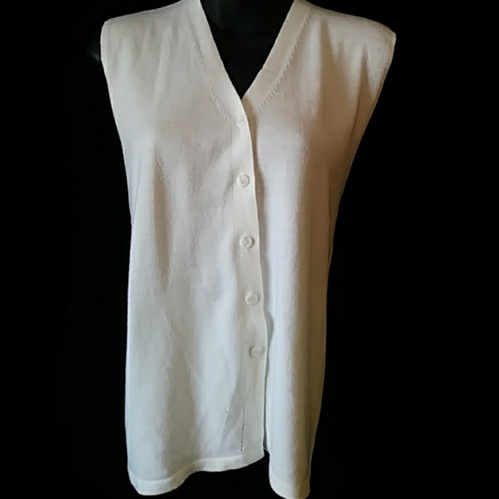 Metropolitan New York 10001 fine knit vest-sz M